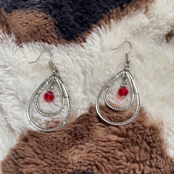 ruby earrings - Picture 3 of 3